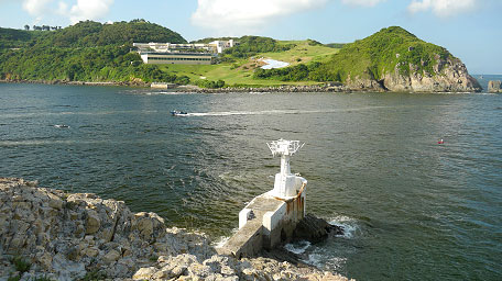 佛堂門燈塔