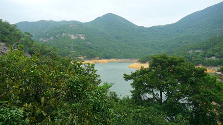 Tai Tam Upper Reservoir beneath Mount Butler